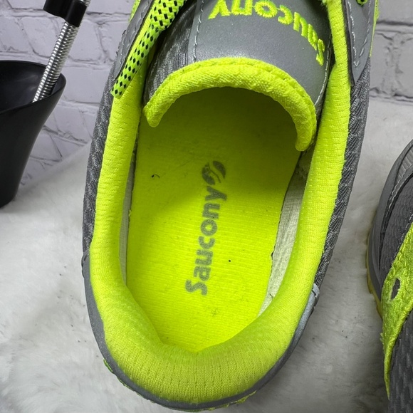 |•SAUCONY•| Trail Jazz Running Women Grey Neon Yellow Shoes Size 10 - Picture 7 of 10